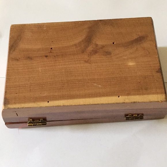 Vintage king Dominion sweetheart box - Picture 4 of 6